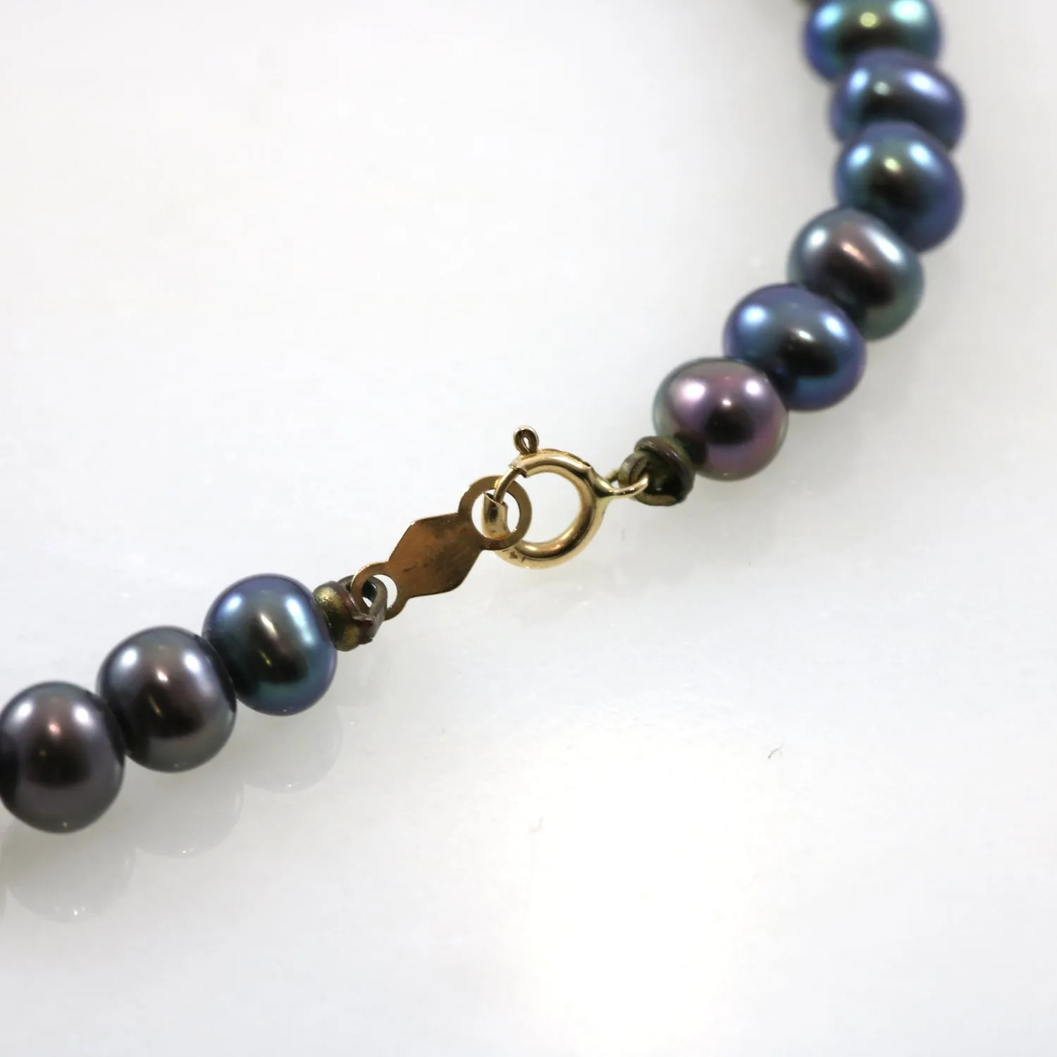 14k Gold Black Pearl Necklace & Bracelet Set