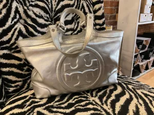 {{Client Code}} METALLIC TORY BURCH PURSE