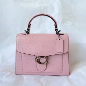 Coach C-logo Plaque Leather Tote Bag In Pink