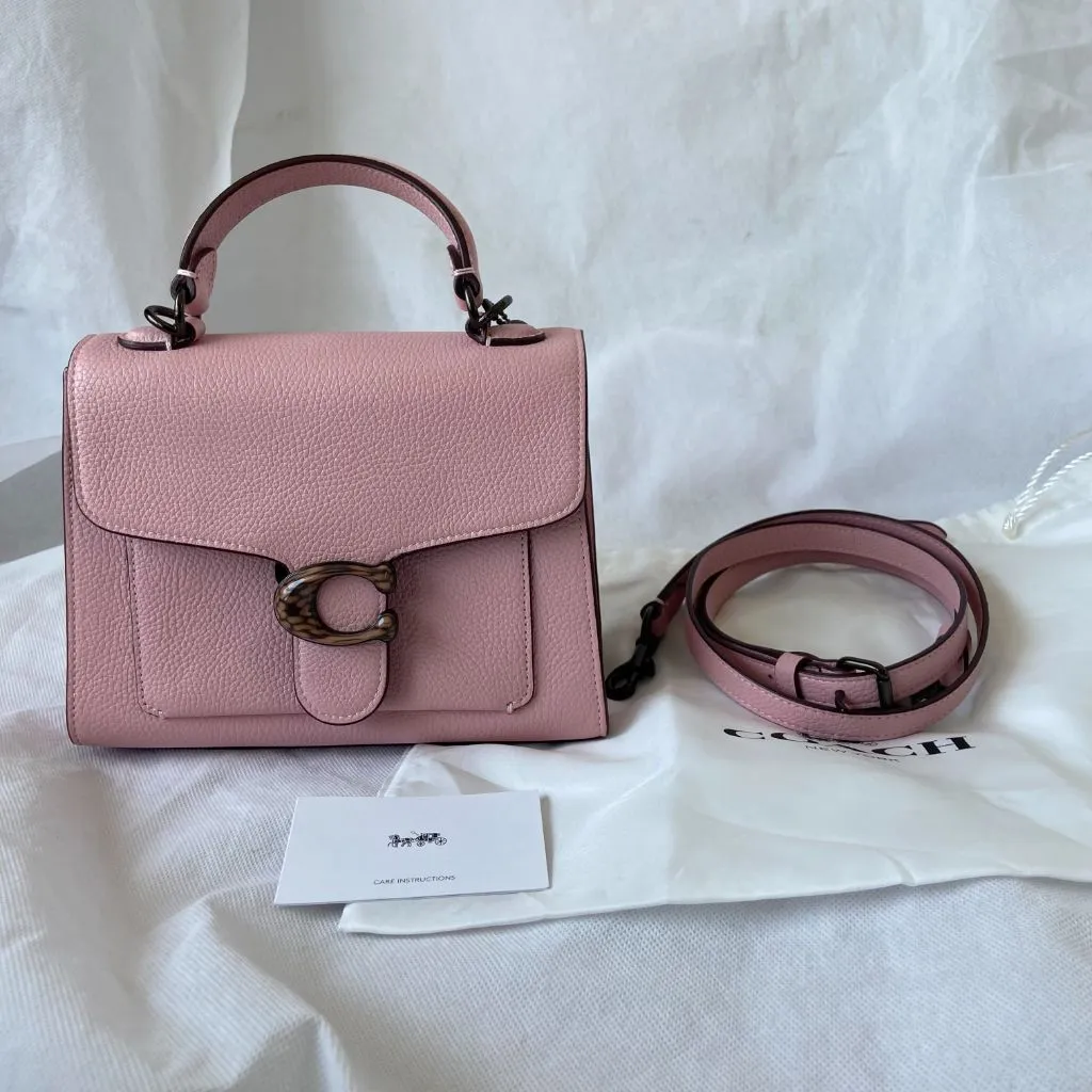 Coach C-logo Plaque Leather Tote Bag In Pink