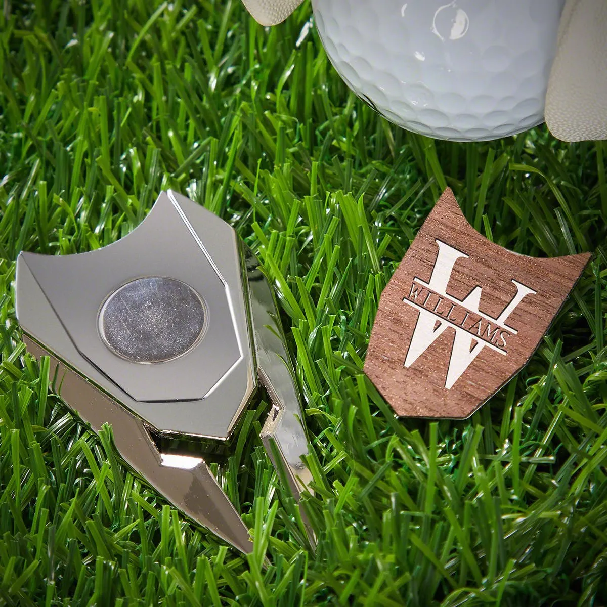 Custom Divot Tool with Ball Marker