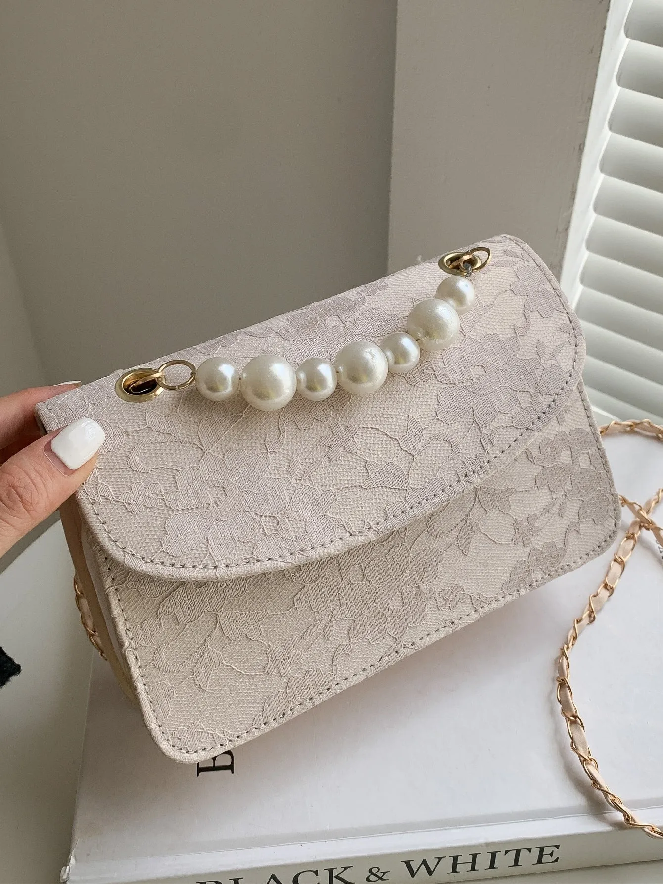 Faux Pearl Decor Shoulder Bag