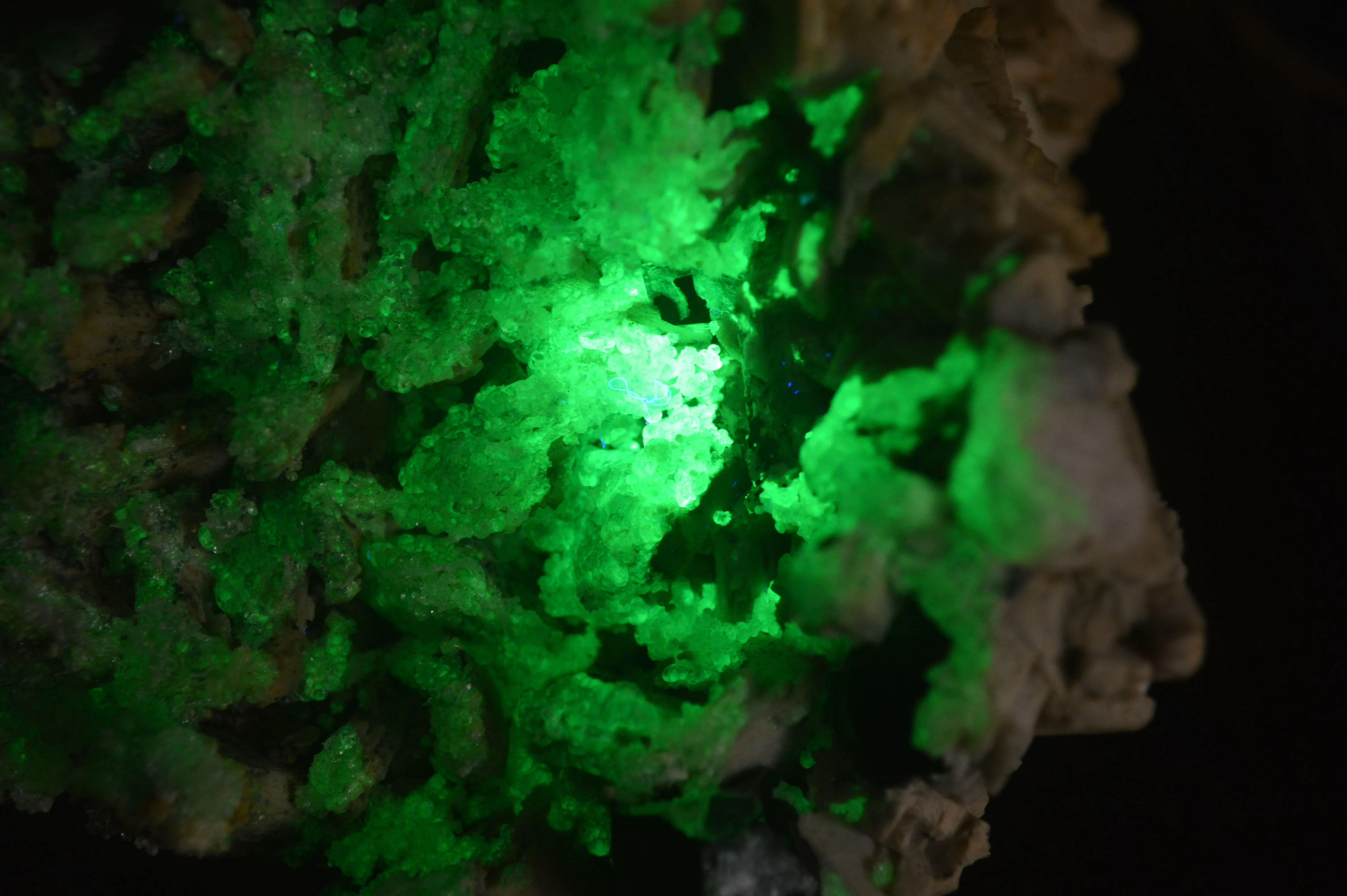 Natural Fluorescent Hyalite Opal Specimen x 1 From Erongo, Namibia