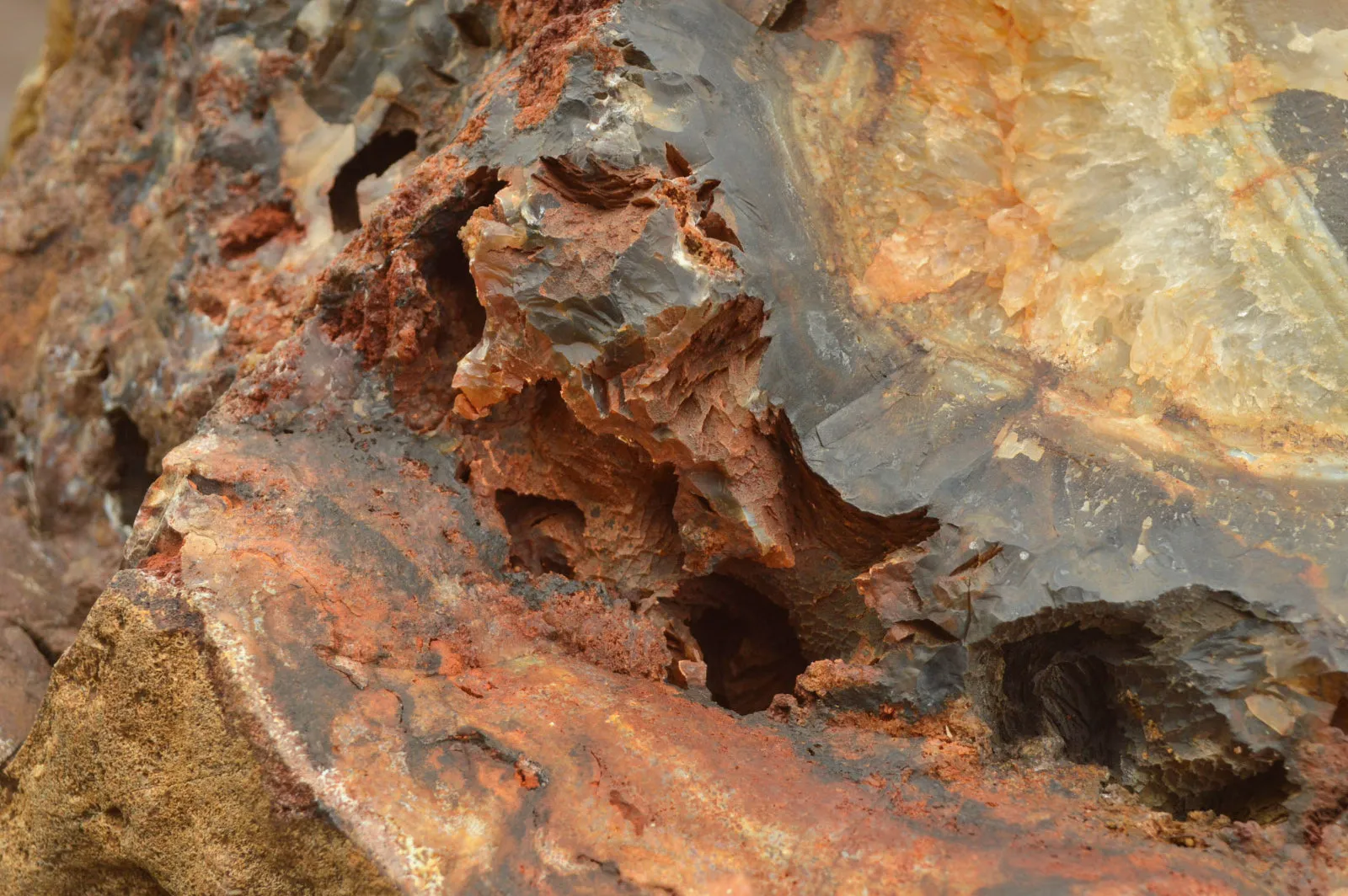 Polished Extra Large Agate Geode With A Crystalline Centre x 1 From Maintirano, Madagascar