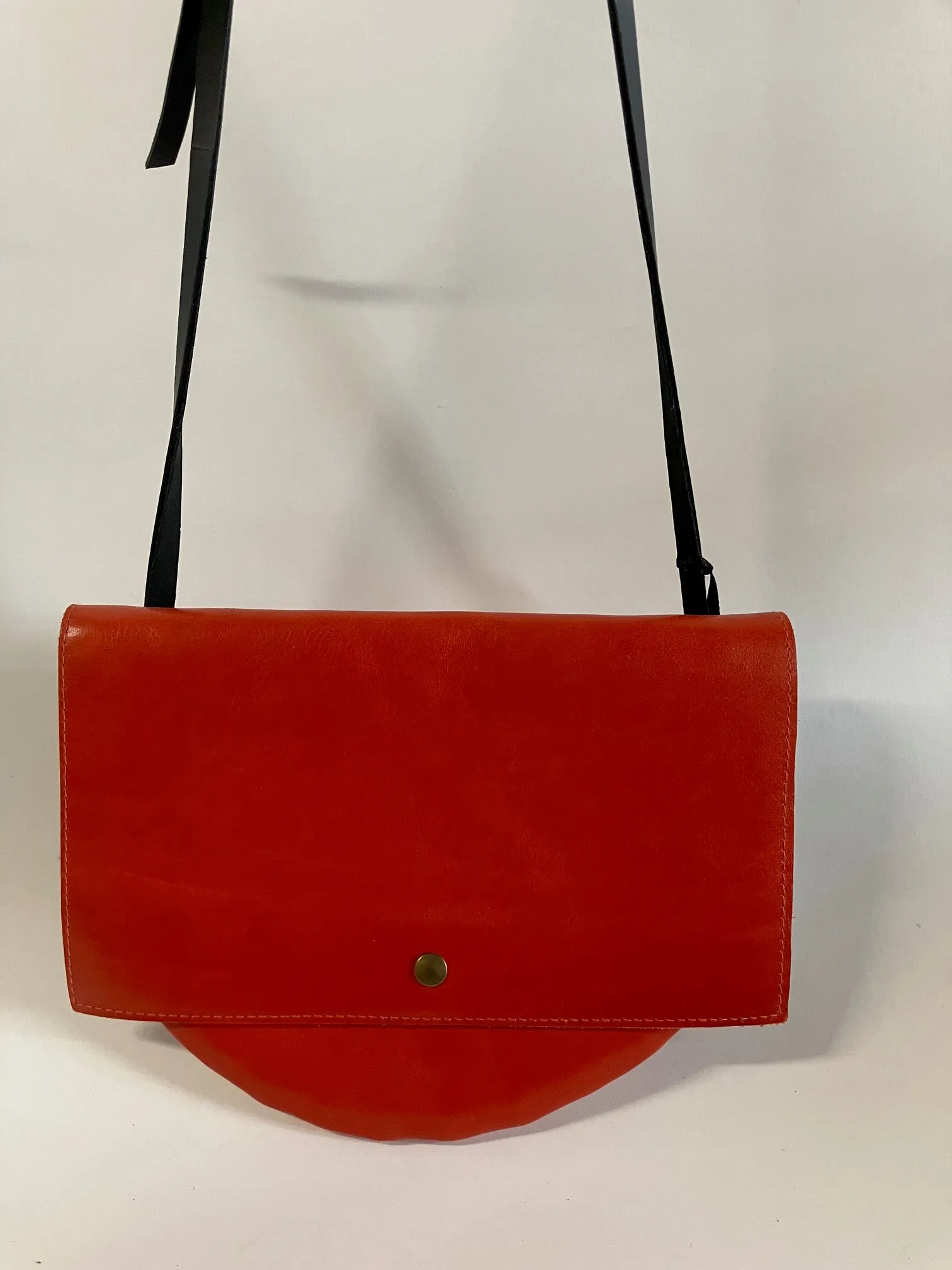 SAMPLE. ONE OF A KIND Minimalist small leather bag in bright red leather