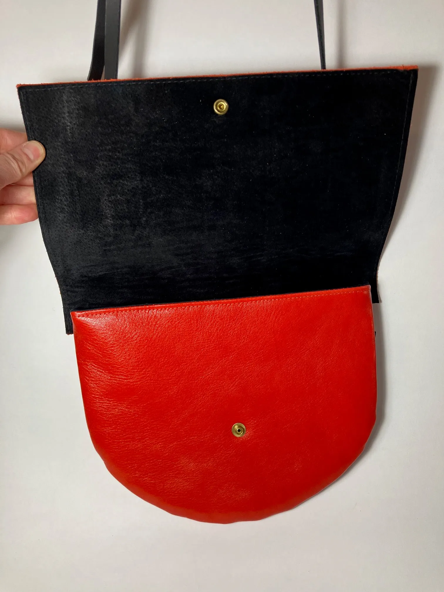 SAMPLE. ONE OF A KIND Minimalist small leather bag in bright red leather