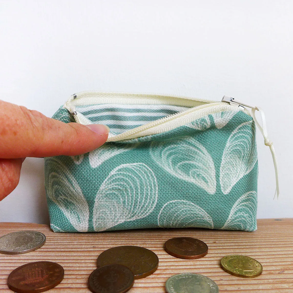 Sea green Mussels Coin Purse