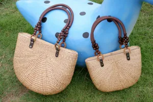 straw tote bag with wood beads handle