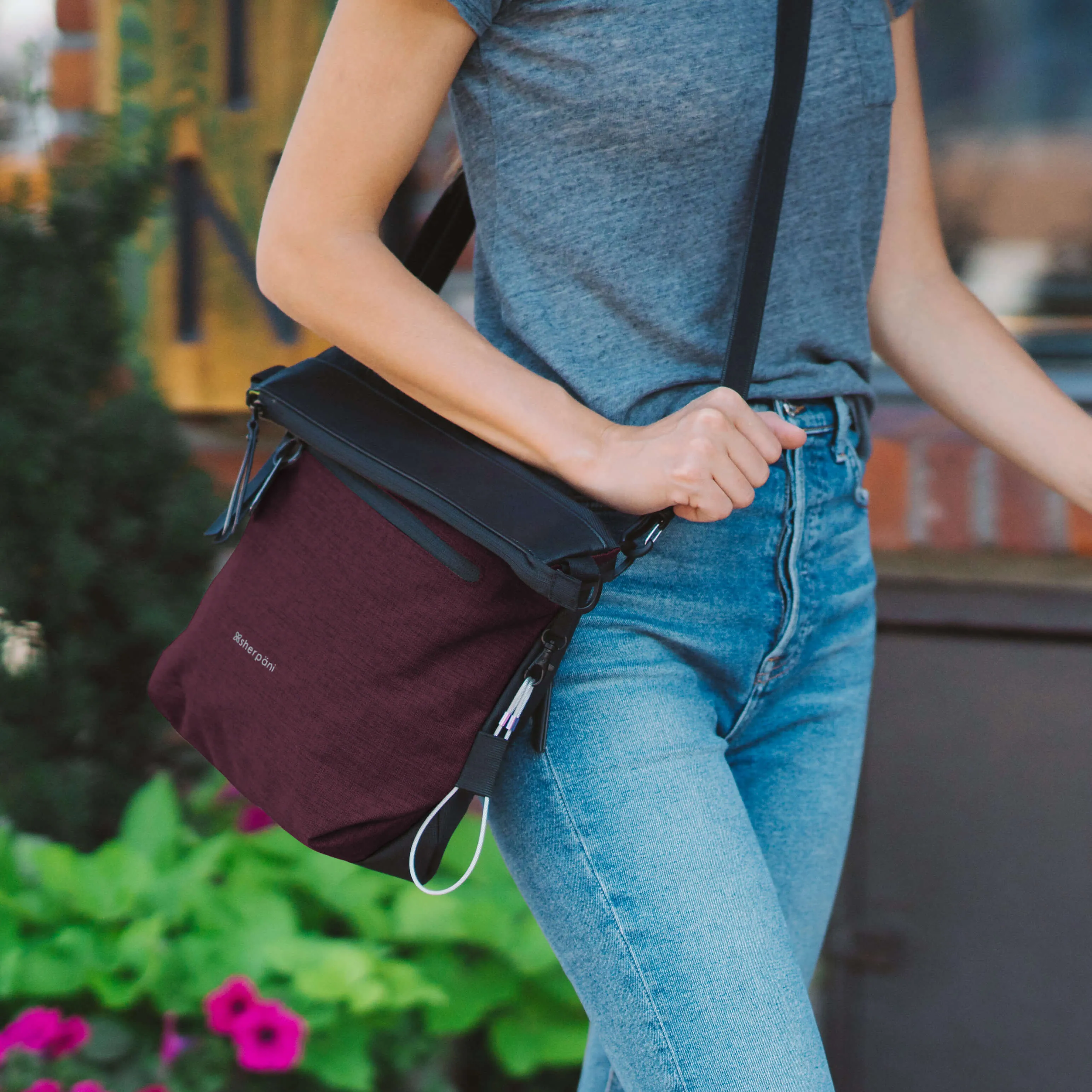 Vale | Reversible Crossbody